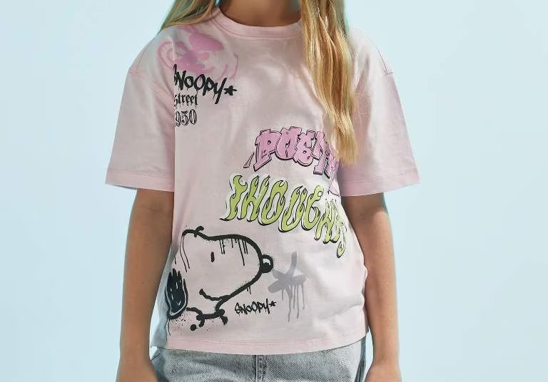 تي شيرت بناتي نص كم اوفر سايز من سنوبي *