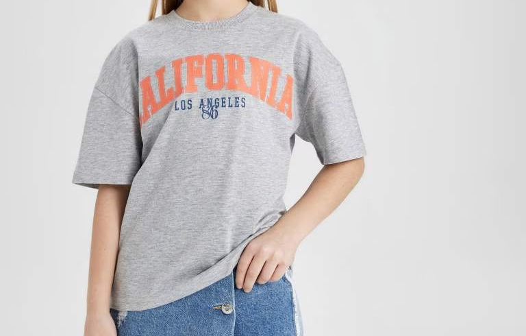 تي شيرت نص كم بناتي **