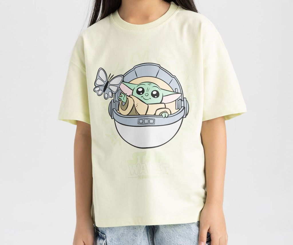 تيشيرت بناتي نص كم قصة مريحة من ستار ورز *