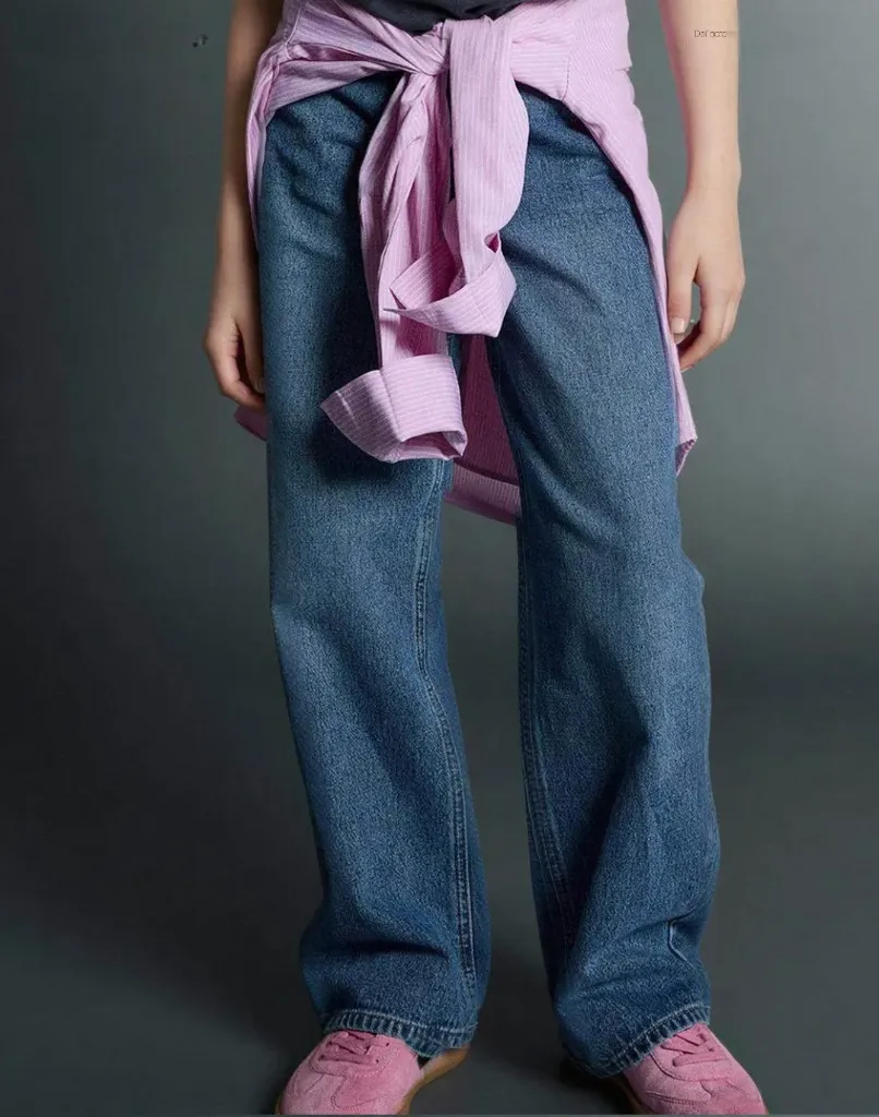 بنطلون جينز وايد ليج بجيب دائري (5 - 6 year)