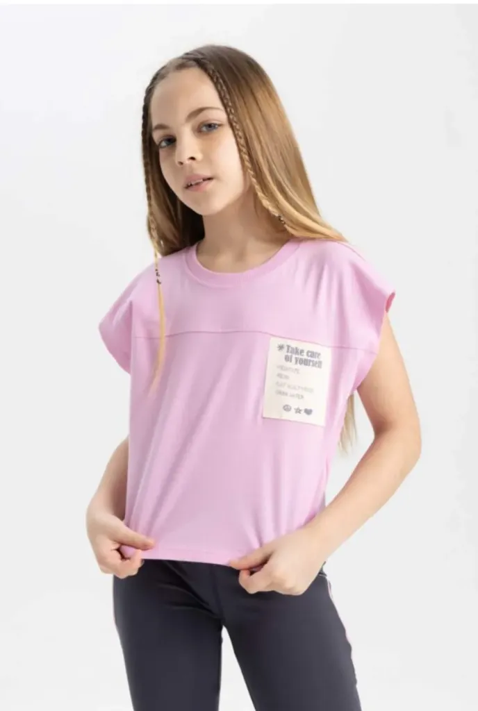 [c4507a8pn444] تي شيرت بنص كم  (5 - 6 year)