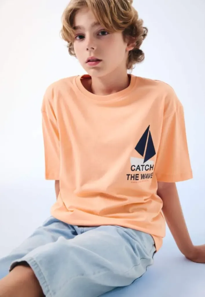 [c4045a8og296] تي شيرت بنص كم مطبوع (9 - 10 year)