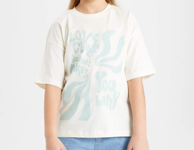 تي شيرت بناتي نص كم مطبوع