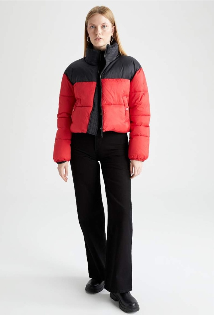 [X7020AZRD279] جاكيت بامب ملون ووتر بروف (XS)